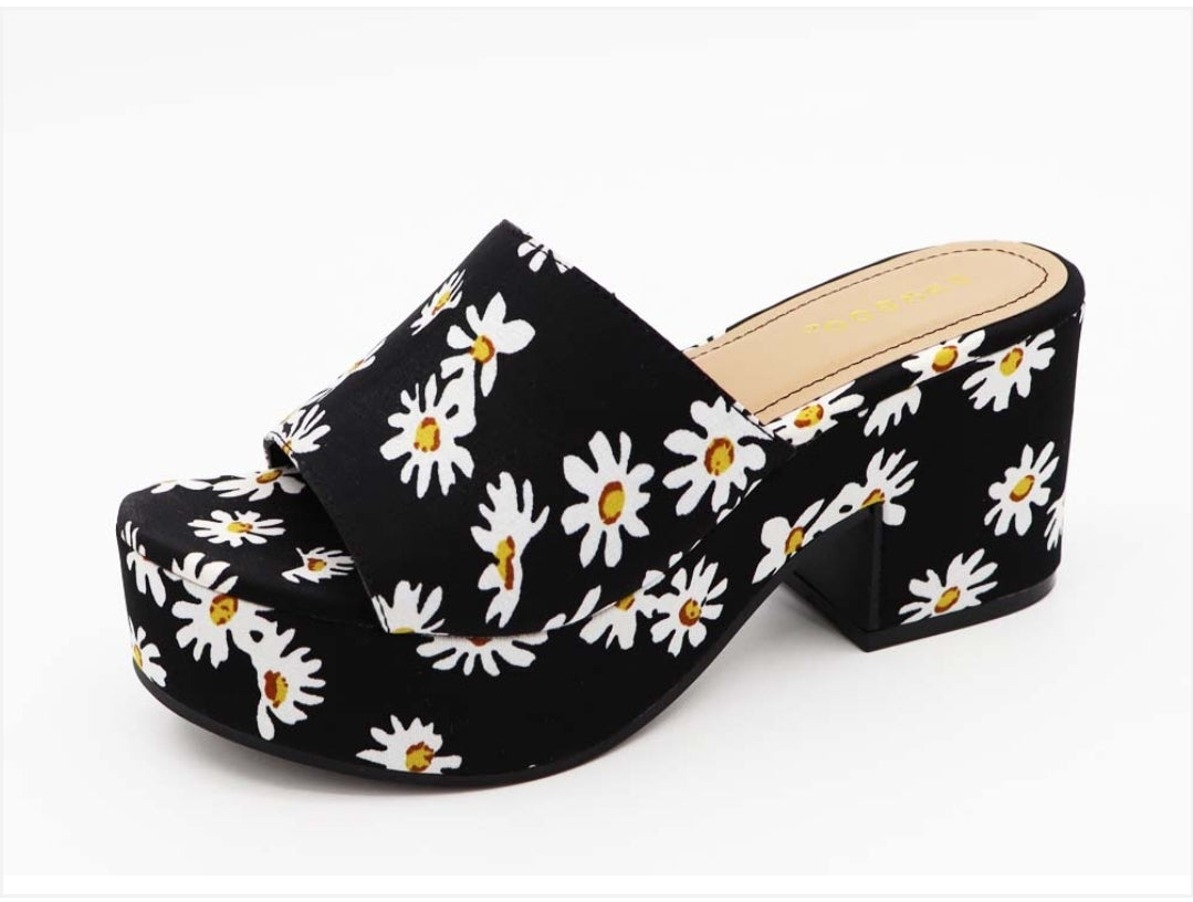 Flower Platform And Low Heel