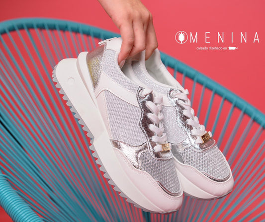 Menina Sneakers Trendy